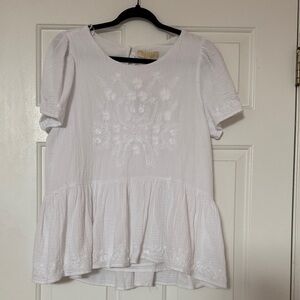 Chic White Floral Women's Blouse